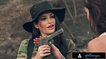 Finger my pussy with your toes