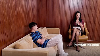 This is not how i expected therapy to go a classic taboo case