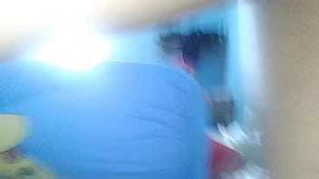 แหย่หีด้วยความเสียวจนน้ำแตก