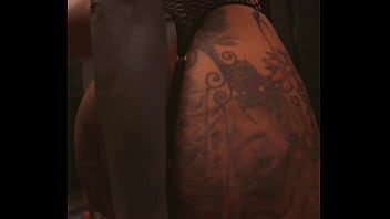 Mi primer video anal me follan sin piedad