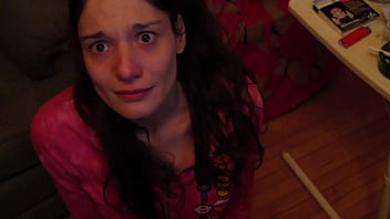 Ma superbe ex quebecoise qcbitch boit mon urine