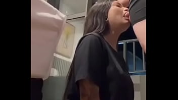 Hoje eu provei que minha garganta não tem limites achou que eu ia parar quando me engasguei mas eu fui até o