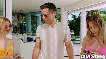 Vixen bffs share hard cock