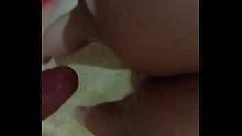 Me pidió que le atara las manos y se lo metiera por el culo