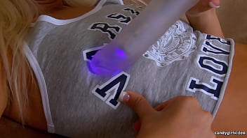 Autumn westin glowstick 4k in hd