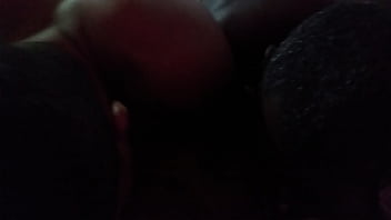 Dois chupando minha buceta