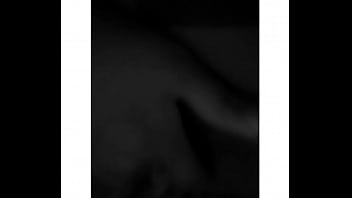 Toco mi vagina mientras gimo rico