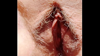 Sexy mature shows her hairy spread eagle cunt Sexy mature shows her hairy spread eagle cunt
