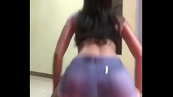 Sincronia é tudo bunda sensacional novinha dançando funk