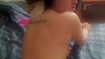 Amateur gf toys sucks and fucks with facial