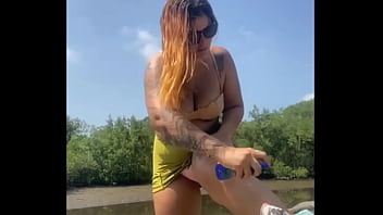 Pescando no mangue de sainha mostrando a rachada