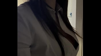 Lety howl a commandé un gros colis pour remercier le livreur d'avoir monté le