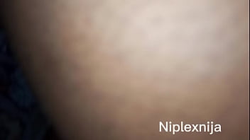 Niplexnija trying to make her feel better