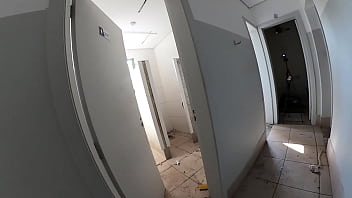 A polícia apareceu entre gritos e risos bastidores sem cortes do halloween 2025