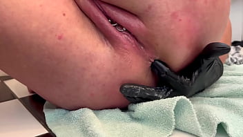 Anal 3 finger masturbate and asshole working and pee on the end