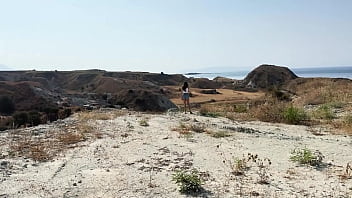 Talia wetting her jeans and panties on a afternoon walk