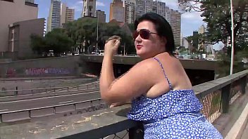 Coroa gordinha leva rola de desconhecido Coroa gordinha leva rola de desconhecido