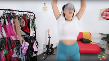 Huge tits new sporty latina and puffy pussy