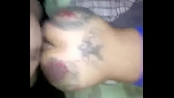 Anal a escondidas en su casa