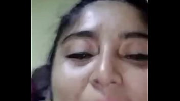 Pasando rico con un desconocido