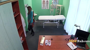 She came for a spinal adjustment left with a creampie