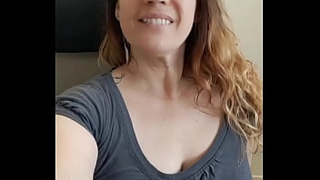 Bon mardi mes loulous un coucou en direct du boulot cette semaine je