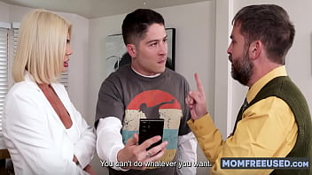 The mandatory freeuse president rule to fuck stepmom anytime