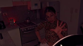 Famous tiktoker records her first porn video