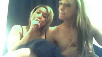 Blonde girls doing a nice cooperation