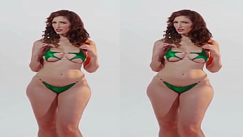 Model wants to show you her body damn she is hot