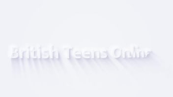 British brunette fucks her tinder date