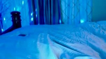 Perfect body oiled blonde show big ass on web