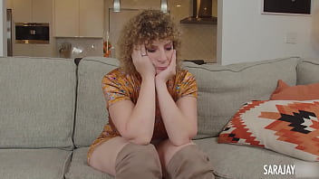 Bouncing butt cougar sara jay fucks her smallest sex toy