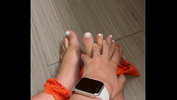 Je crois que je me suis transformé en petite orange