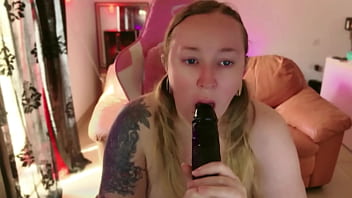 Sexy sucking your cock Sexy sucking your cock
