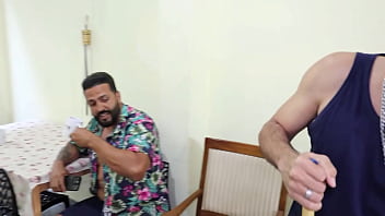 O patrãozinho tem que lidar com os folgados e eu ajudo ele a não ficar estressado