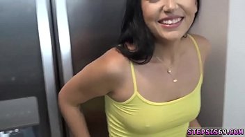 Utah teen getting a flawless score in the game while throating and