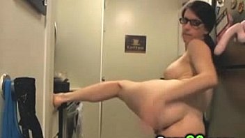 Hardcore busty babe orgasm in the kitchen camg8