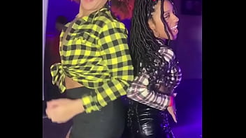 Com a minha gata vickymenage ️