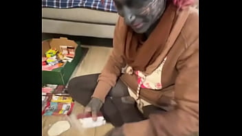 My lovely better half lily lu filmz is packing the stuff for the marathon ️️who’s your go to partne