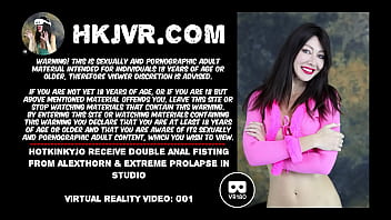 Hotkinkyjo double anal fisting with a guy