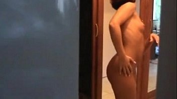 935440 sexy big butt red head 2