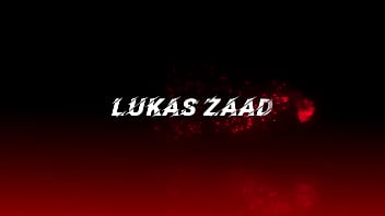 Ninfetinha inocente se masturba e deixa o safado de pica dura pronto pra meter