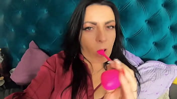 Adventures of milfycalla ep 139 the taste of my pussy this is a fetish that i like i want to see you with your dick