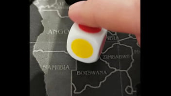 Jouons à un petit jeu voici un dé classique à 6 faces colorés chacune