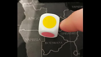 Jouons à un petit jeu voici un dé classique à 6 faces colorés chacune