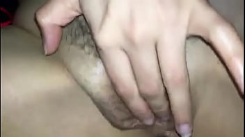 Clean pretty pussy play