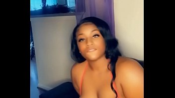 Sexy ebony rubs pussy