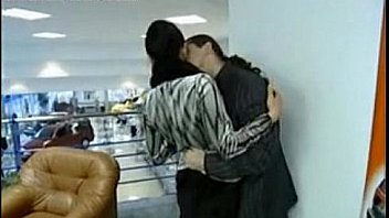 Service men fucking a lady at auto service center