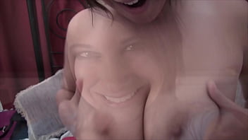 Ritzy curvy latina dd natural tits strips & does selfie